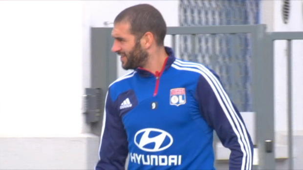Foot Transfert, Mercato Transferts - Balotelli au Milan, Lisandro Lopez suivi