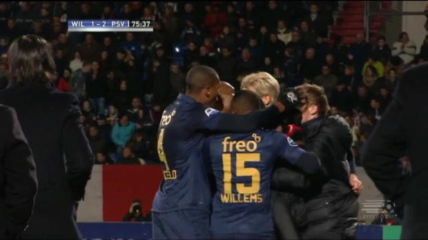 Vidéo - Pays-Bas - PSV en leader Vidéo - Pays-Bas - PSV en leader
