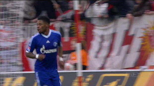 Bundesliga - 22ème journée, Bastos sauve Schalke