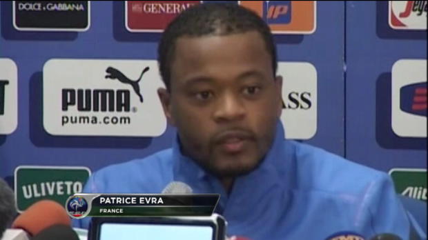 Bleus - Evra - ''Didier a même gagné des trophées qui n'existent pas''
