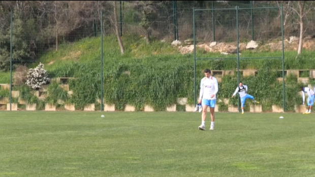 Foot Transfert, Mercato OM - Barton a encore parl� trop vite