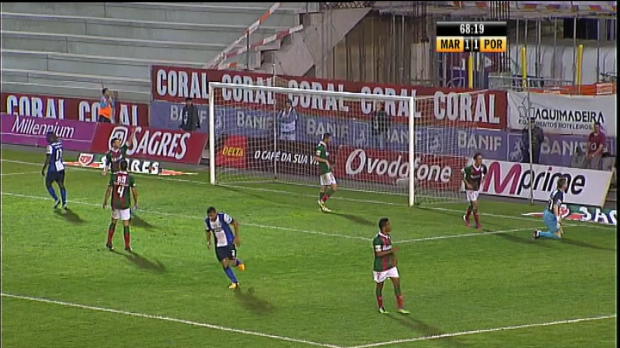 Portugal - Porto freiné par Maritimo