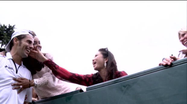 Foot : Video - Boodles Challenge : Giraldo et ses groupies