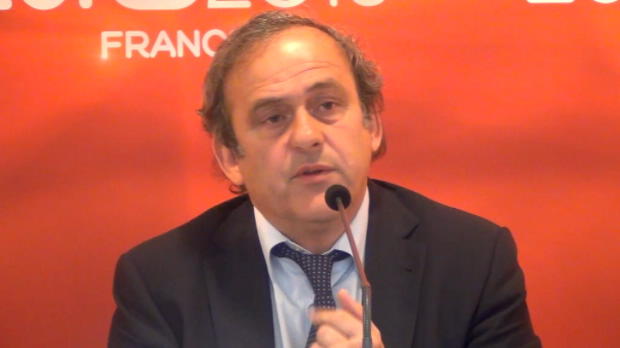 UEFA - PSG, Platini attend pour voir