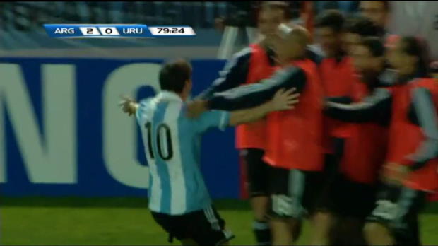 Vidéo - Qualif CdM - Messi régale contre l'Uruguay Vidéo - Qualif CdM - Messi régale contre l'Uruguay