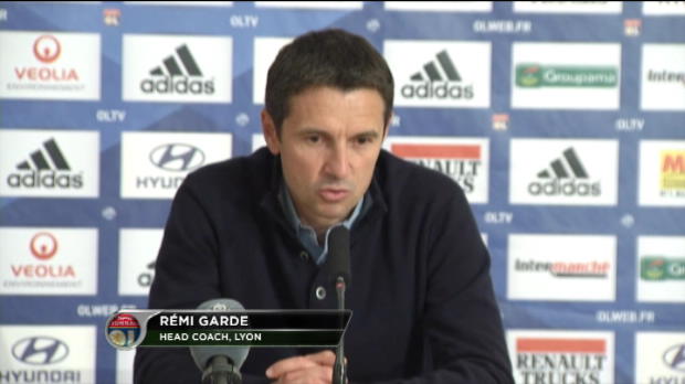 Foot : OL - Garde fustige l'arbitrage